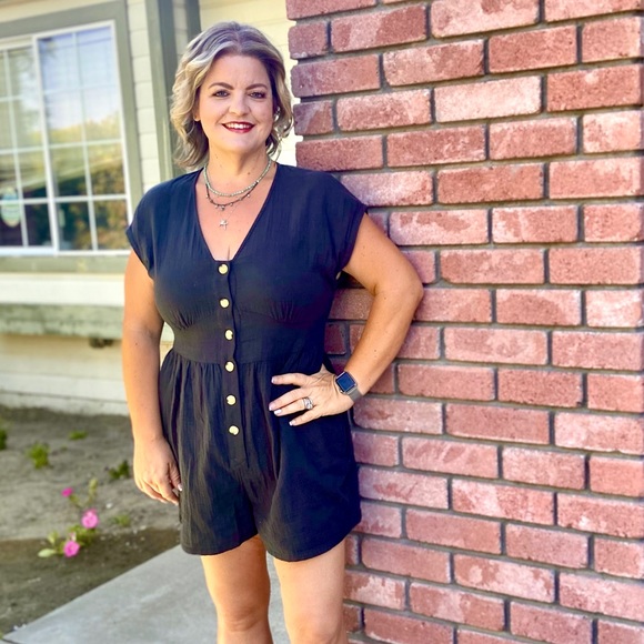 Meet your Posher, Lindsey - Picture 2 of 3